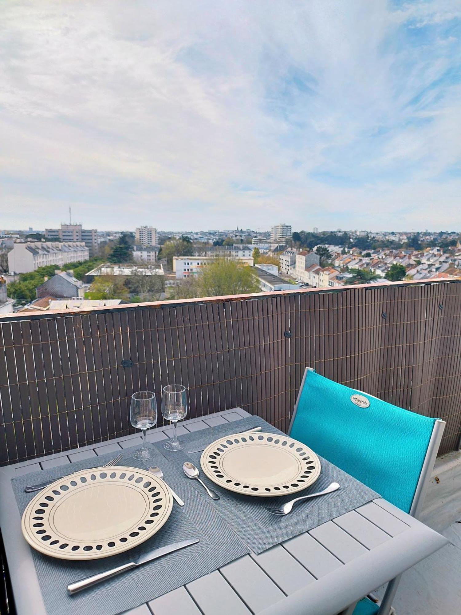 Charmant Appartement Lumineux - Dernier Etage Avec Balcon - Proche Centre-Ville Ναντ Εξωτερικό φωτογραφία